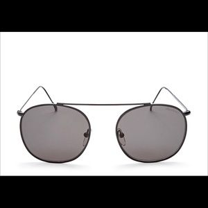 illesteva Mykonos Sunglasses in Black